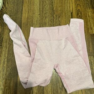 Pink gymshark legging!
